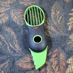 OXO Good Grips 3-in-1 Avocado Slicer #1